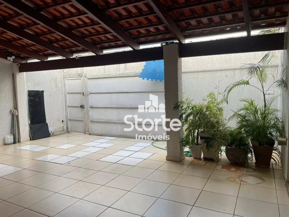 Casa, 3 quartos, 198 m² - Foto 24
