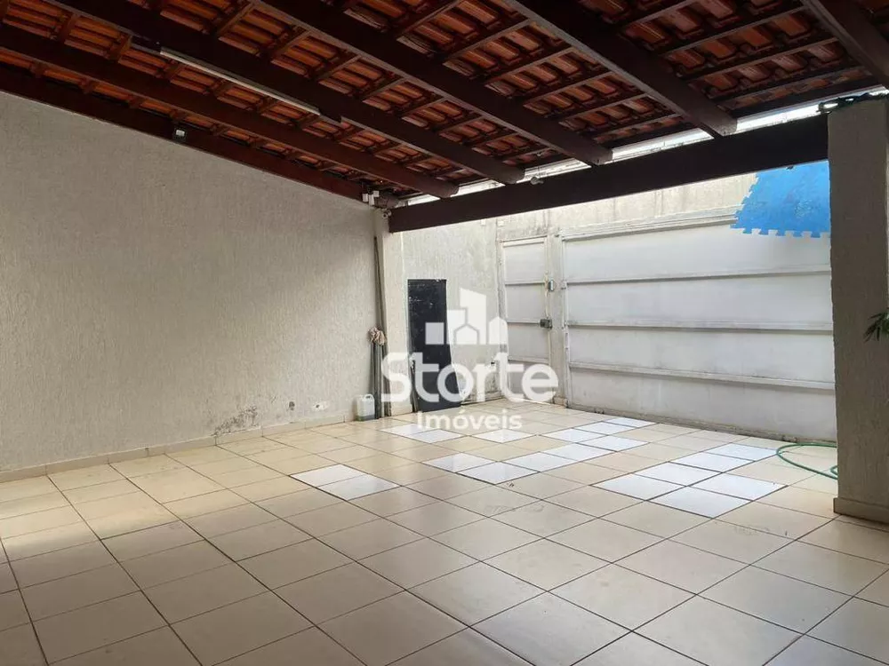 Casa, 3 quartos, 198 m² - Foto 25