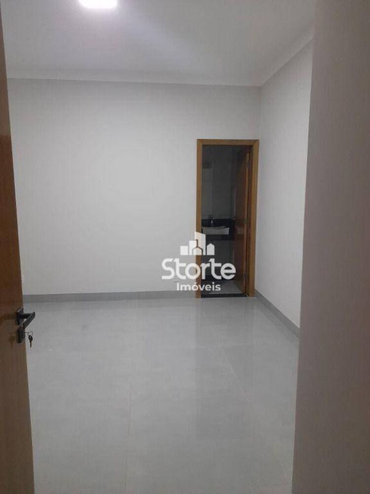 Casa à venda com 3 quartos, 150m² - Foto 7