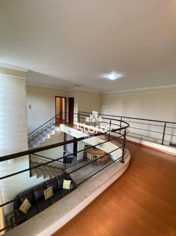 Casa, 3 quartos, 290 m² - Foto 3