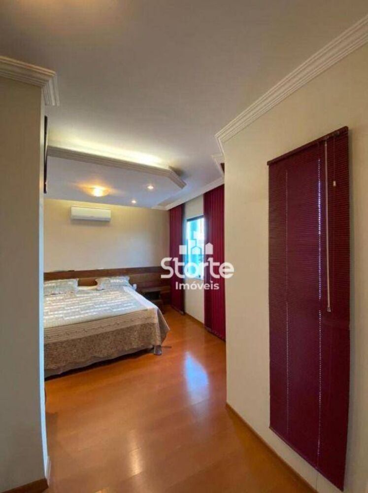 Casa, 3 quartos, 290 m² - Foto 13
