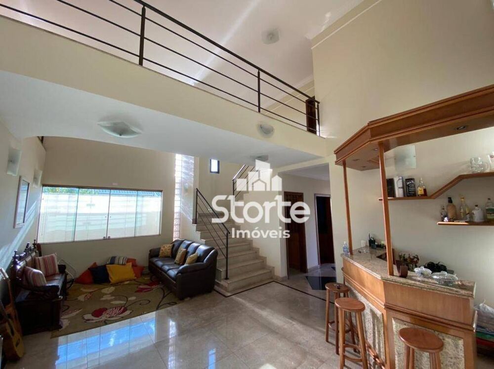 Casa, 3 quartos, 290 m² - Foto 14