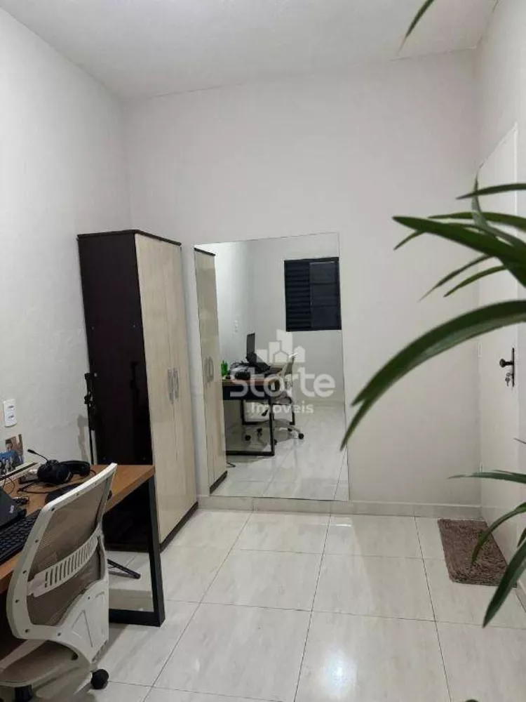 Casa, 4 quartos, 230 m² - Foto 9