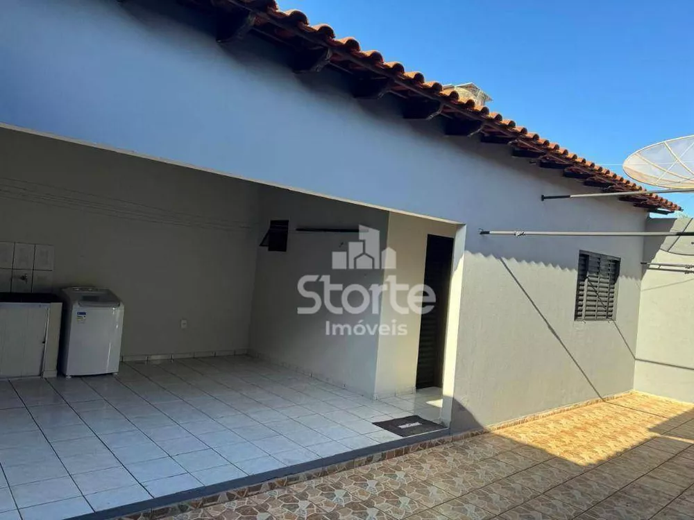 Casa, 4 quartos, 230 m² - Foto 13