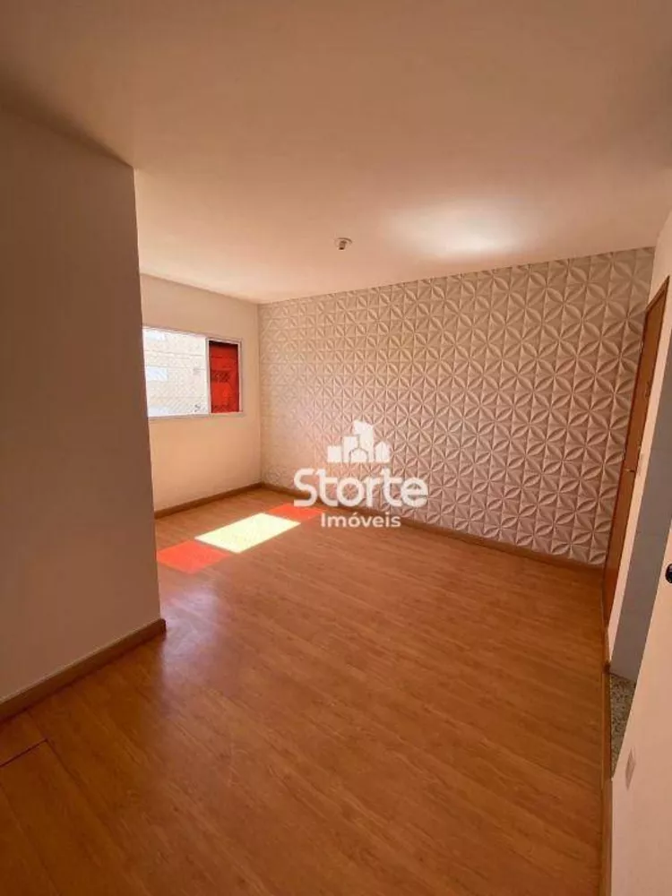 Apartamento à venda com 2 quartos, 48m² - Foto 1