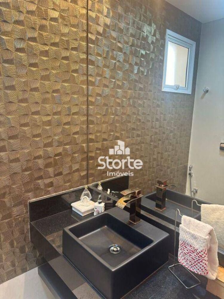 Casa, 3 quartos, 230 m² - Foto 4
