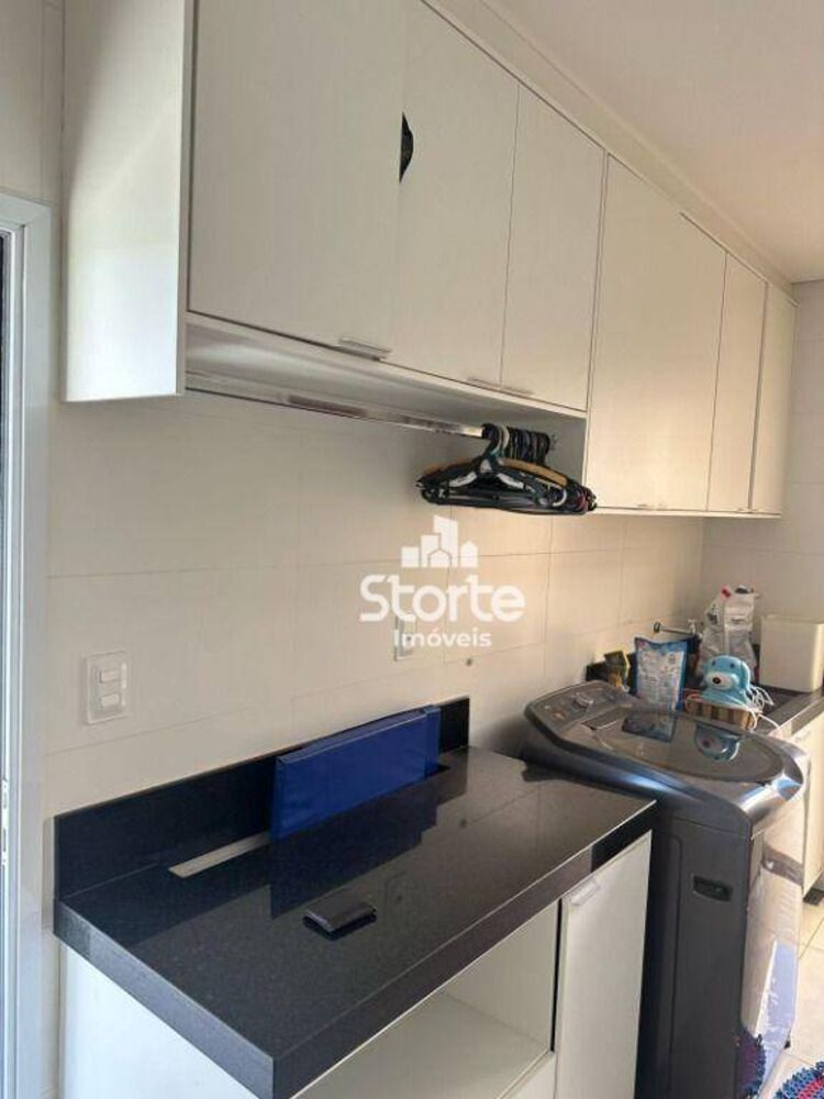 Casa, 3 quartos, 230 m² - Foto 2