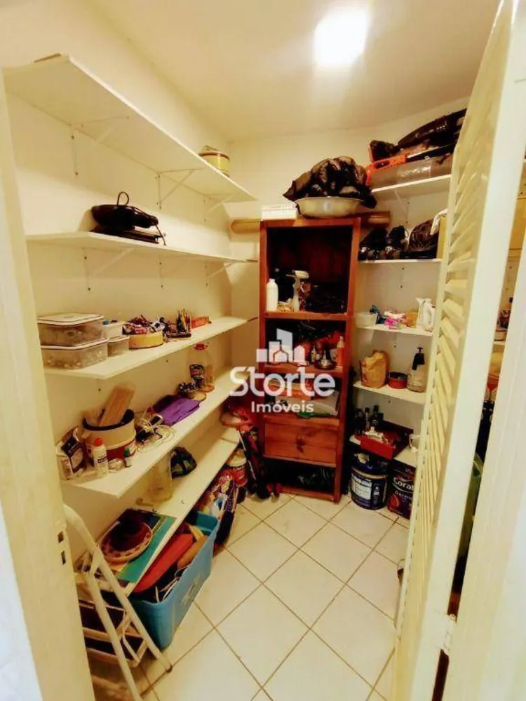 Casa, 4 quartos, 355 m² - Foto 1