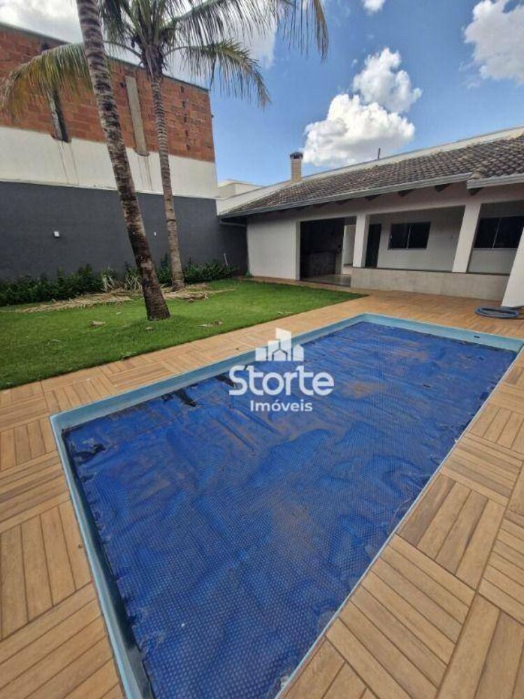Casa, 2 quartos, 161 m² - Foto 1