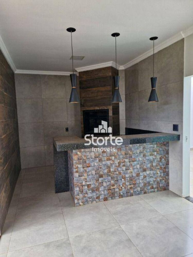 Casa, 2 quartos, 161 m² - Foto 3