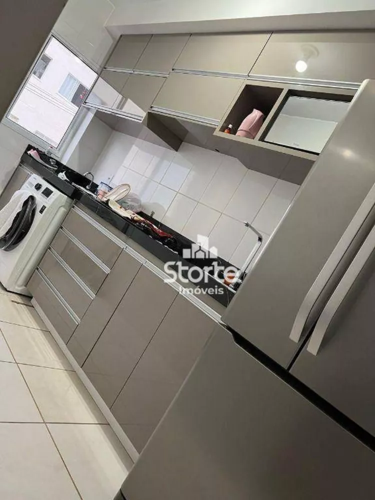 Apartamento à venda com 2 quartos, 46m² - Foto 2