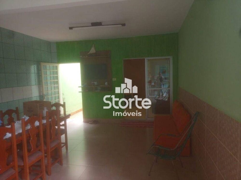 Casa, 3 quartos, 235 m² - Foto 8