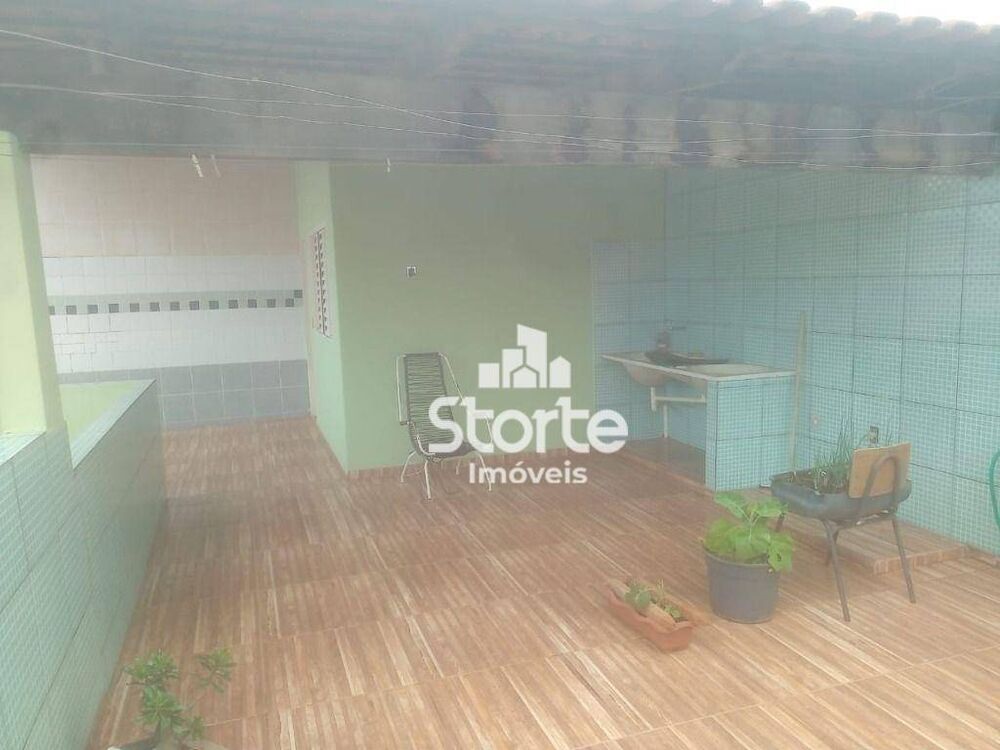 Casa, 3 quartos, 235 m² - Foto 9