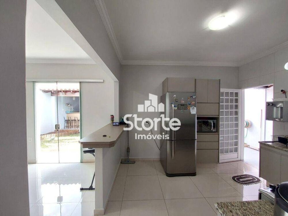 Casa, 3 quartos, 170 m² - Foto 15