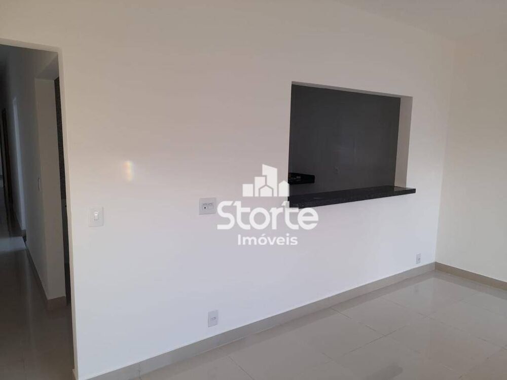 Casa, 2 quartos, 69 m² - Foto 2