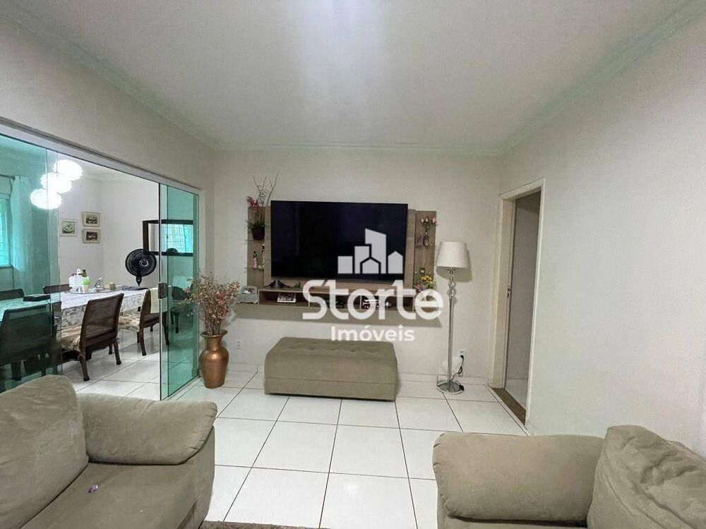 Casa, 3 quartos, 273 m² - Foto 3