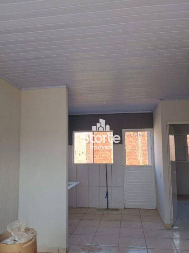 Casa, 2 quartos, 44 m² - Foto 3