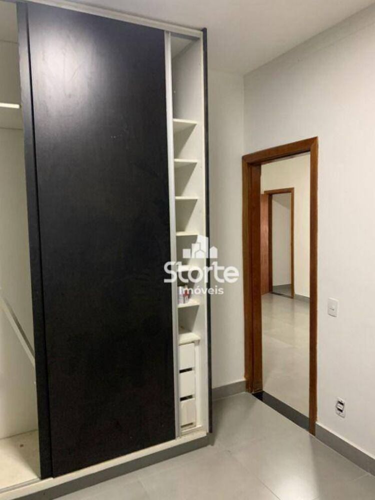 Casa à venda com 3 quartos, 364m² - Foto 6