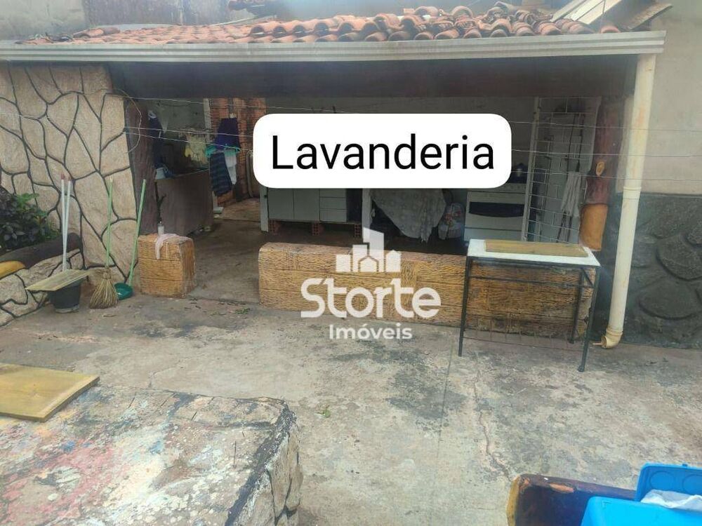 Casa, 3 quartos, 190 m² - Foto 2