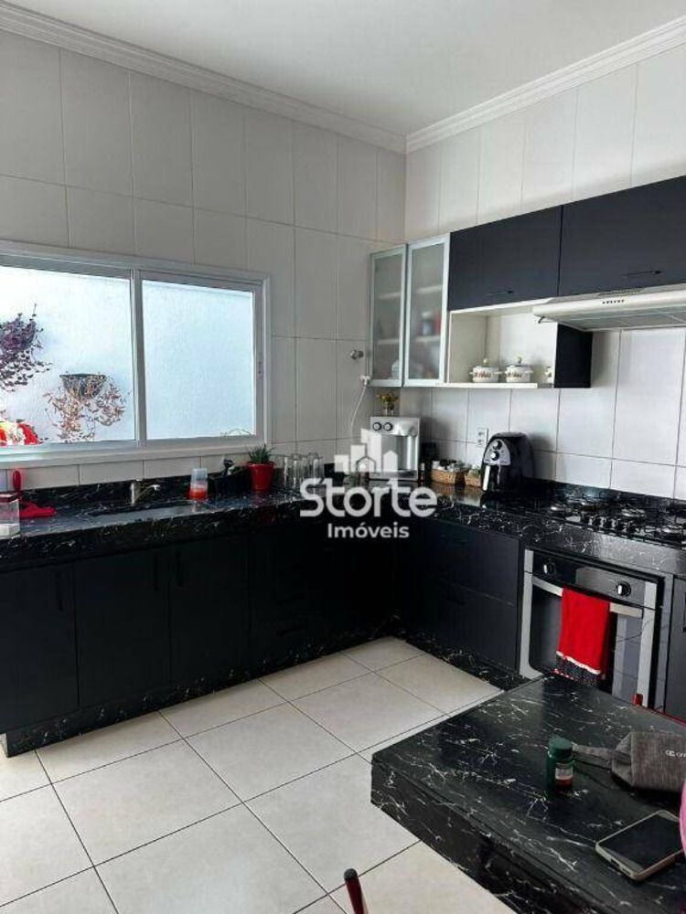 Casa, 3 quartos, 194 m² - Foto 7