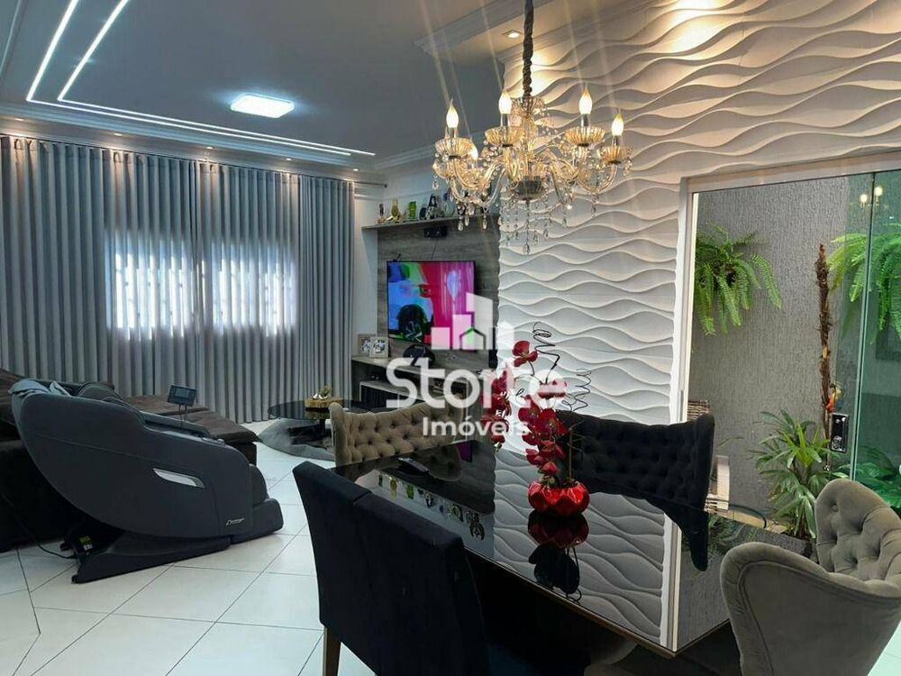 Casa, 3 quartos, 194 m² - Foto 1