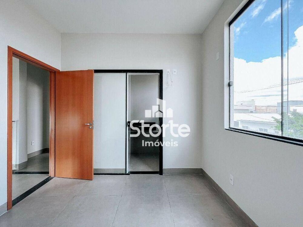 Casa, 3 quartos, 138 m² - Foto 2