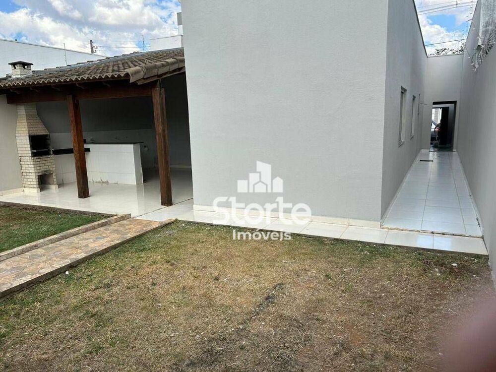 Casa, 3 quartos, 180 m² - Foto 2