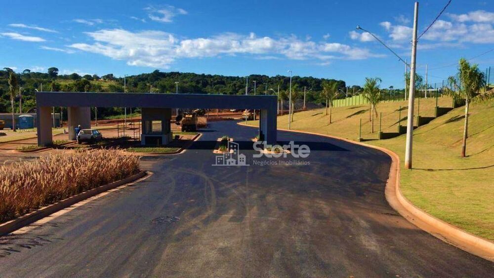 Loteamento e Condomínio, 276 m² - Foto 1