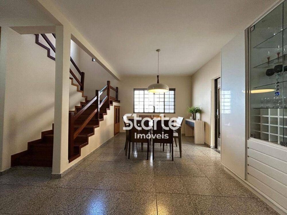 Casa, 3 quartos, 310 m² - Foto 3