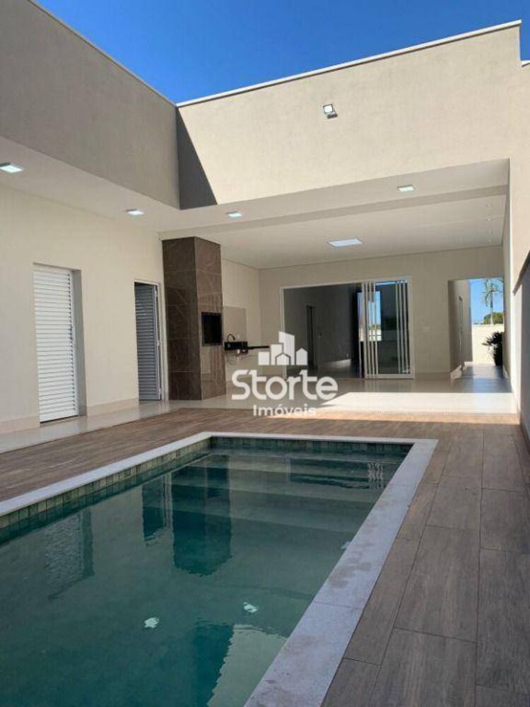 Casa, 3 quartos, 211 m² - Foto 4