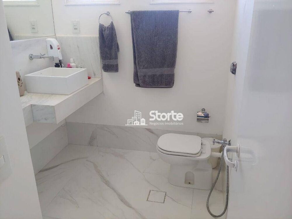 Apartamento à venda com 3 quartos, 166m² - Foto 3