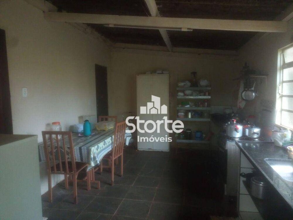 Casa, 3 quartos, 100 m² - Foto 2