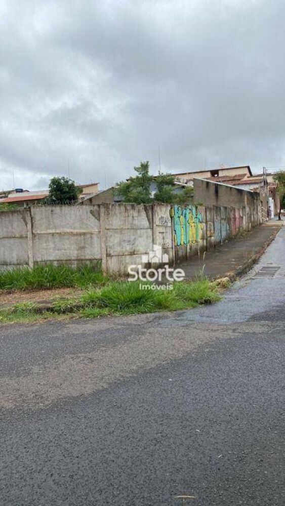 Terreno, 861 m² - Foto 1