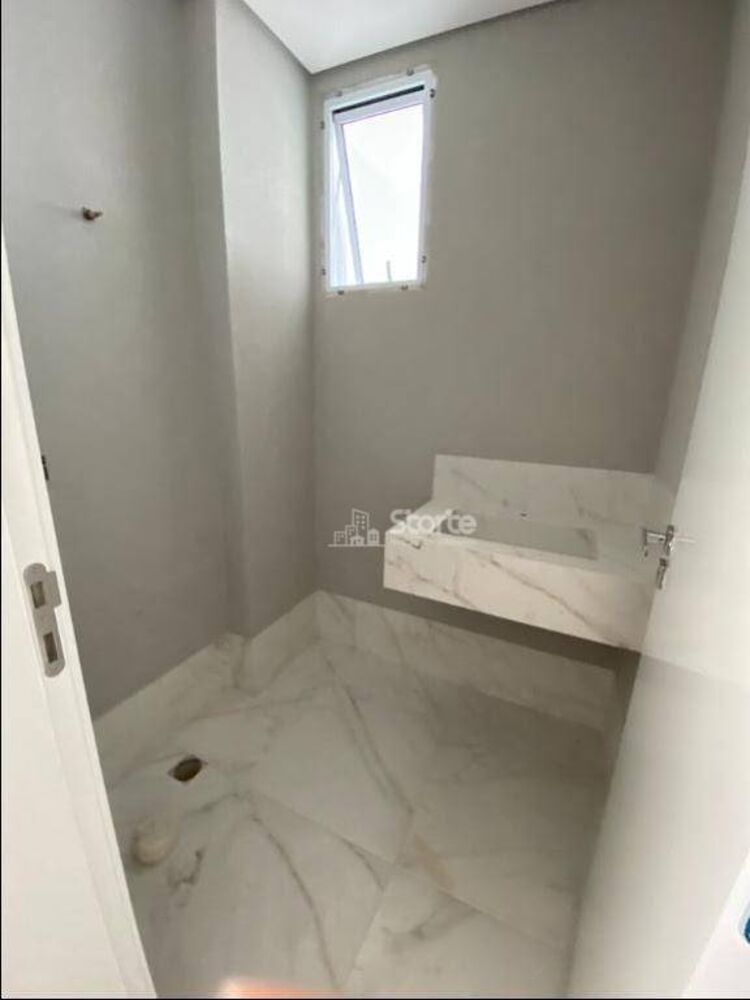 Apartamento, 3 quartos, 188 m² - Foto 1