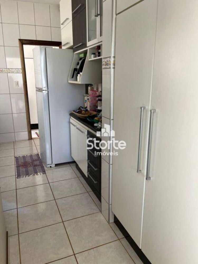 Casa, 3 quartos, 190 m² - Foto 3