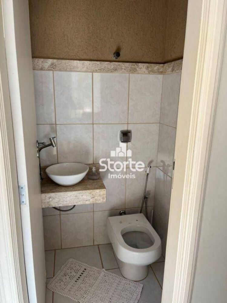 Casa, 3 quartos, 190 m² - Foto 4