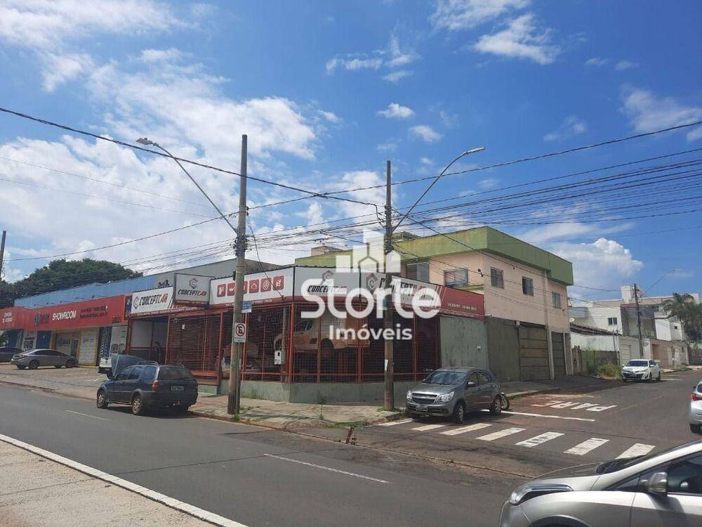 Depósito-Galpão-Armazém à venda, 300m² - Foto 1