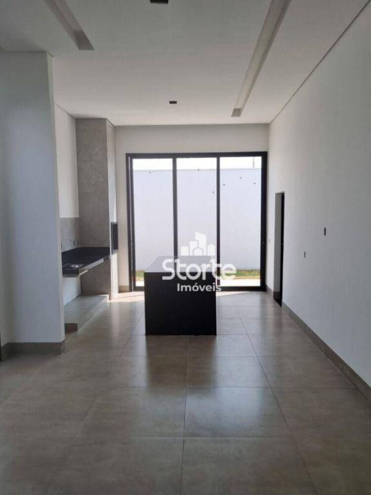 Casa, 3 quartos, 134 m² - Foto 2