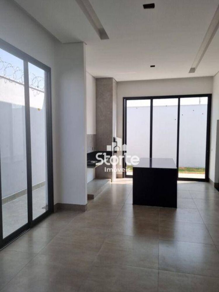 Casa, 3 quartos, 134 m² - Foto 3