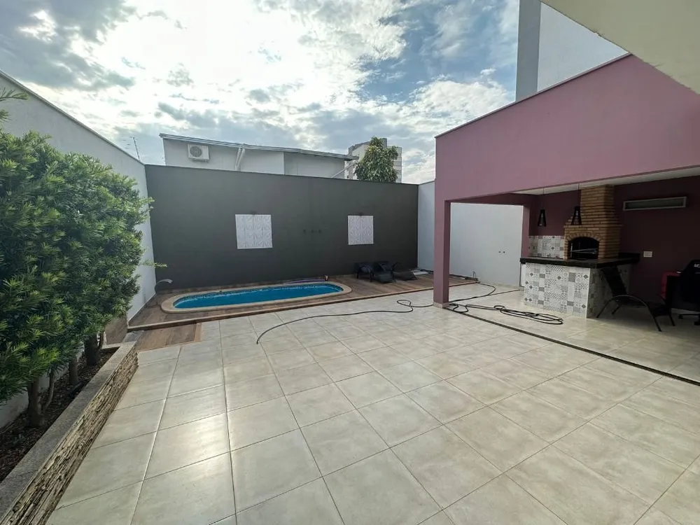 Casa, 3 quartos, 210 m² - Foto 4