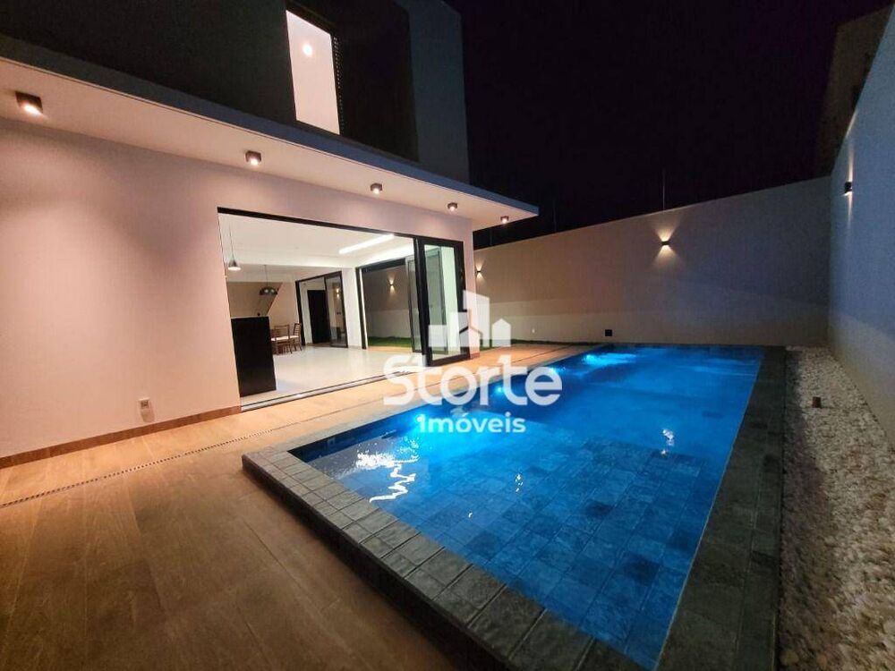 Casa, 3 quartos, 218 m² - Foto 3