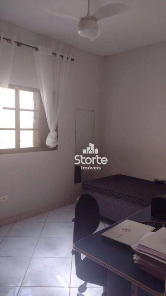 Casa, 3 quartos, 170 m² - Foto 2