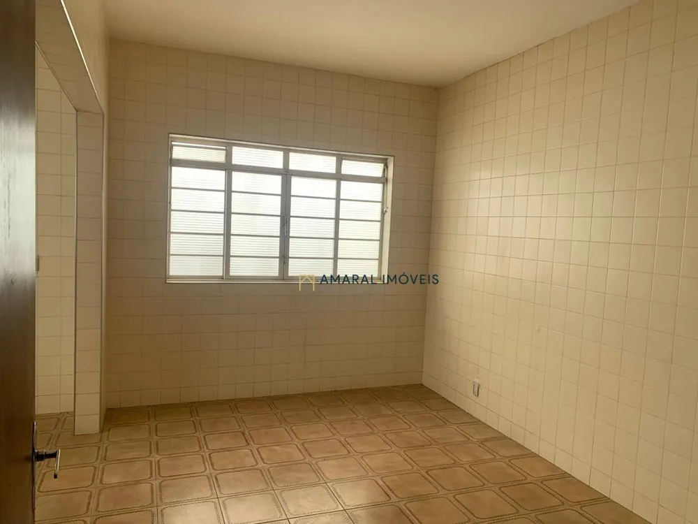 Casa, 4 quartos, 241 m² - Foto 9