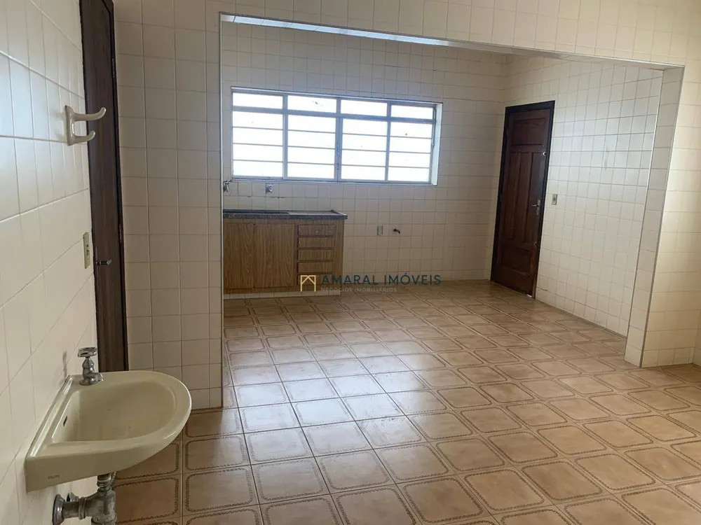 Casa, 4 quartos, 241 m² - Foto 12