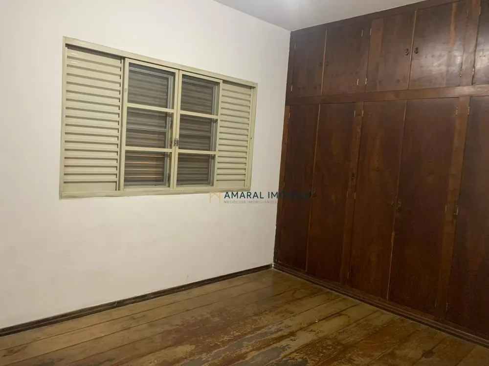 Casa, 4 quartos, 241 m² - Foto 5