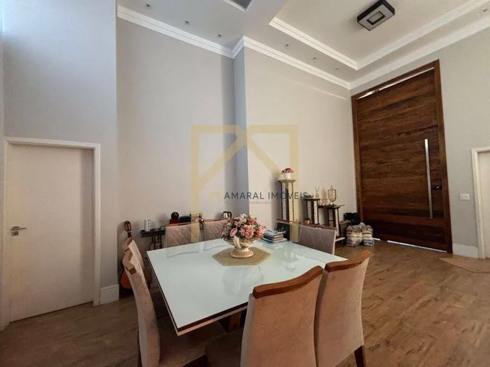 Casa, 3 quartos, 208 m² - Foto 2
