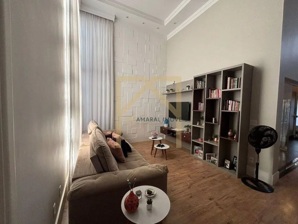 Casa, 3 quartos, 208 m² - Foto 4