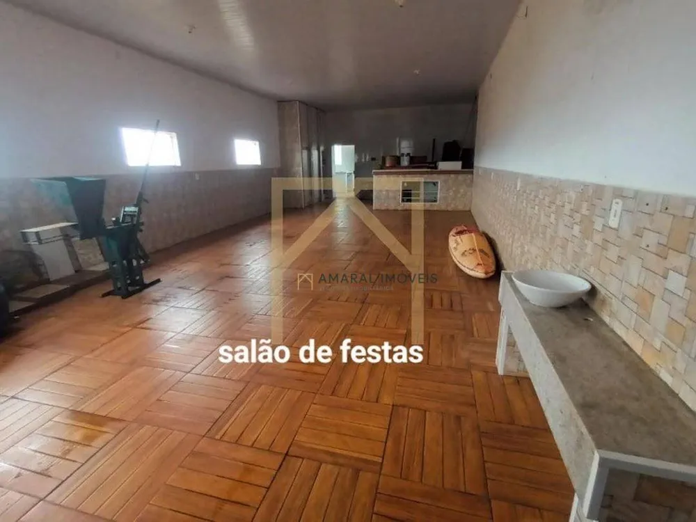 Casa, 3 quartos, 250 m² - Foto 12