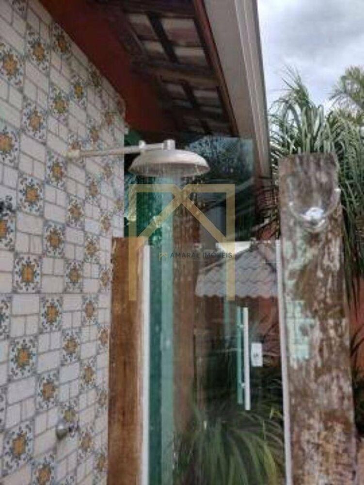 Casa à venda e aluguel com 3 quartos, 540m² - Foto 1