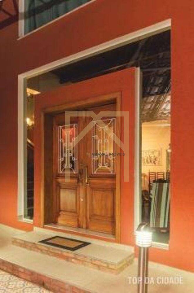 Casa à venda e aluguel com 3 quartos, 540m² - Foto 8